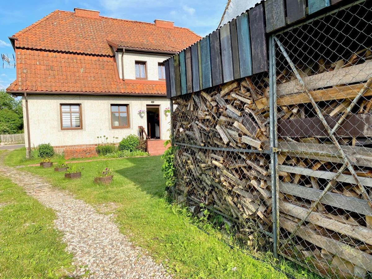Apartamento Dom Nad Krutynia Ukta Exterior foto