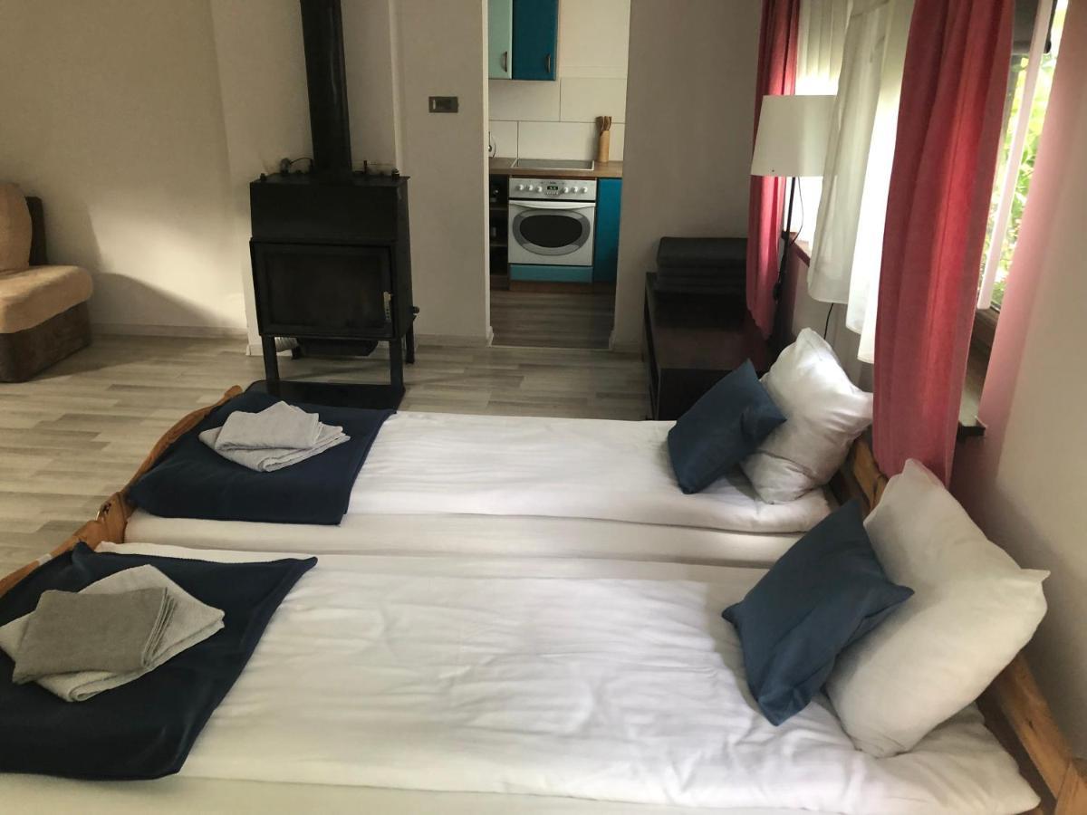 Apartamento Dom Nad Krutynia Ukta Exterior foto
